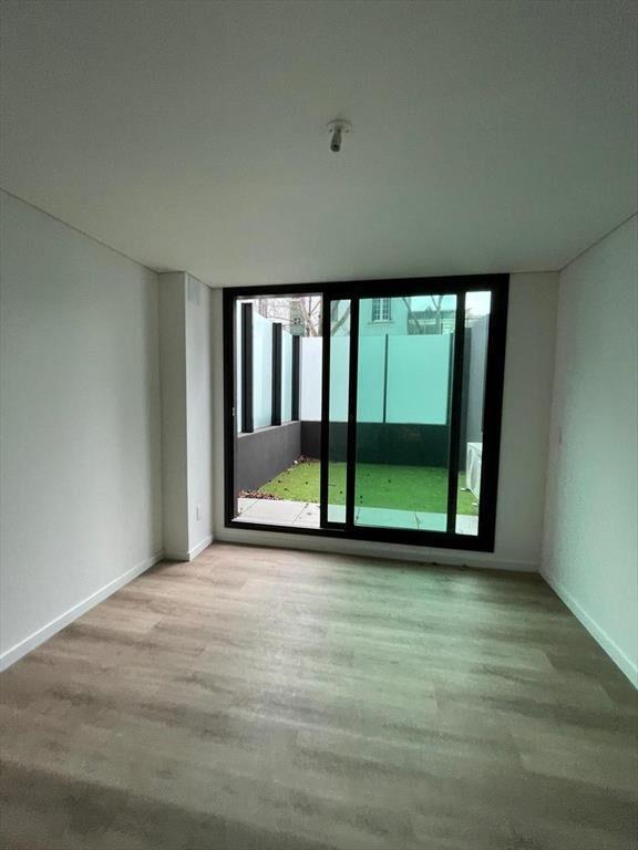 Venta de apartamento, monoambiente planta baja con patio al