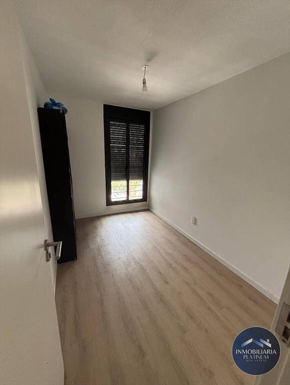 Apartamento en alquiler c/ cochera en Tres Cruces