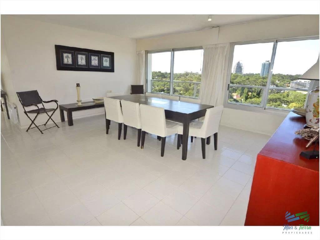 Apartamento en Mansa, 3 dormitorios *