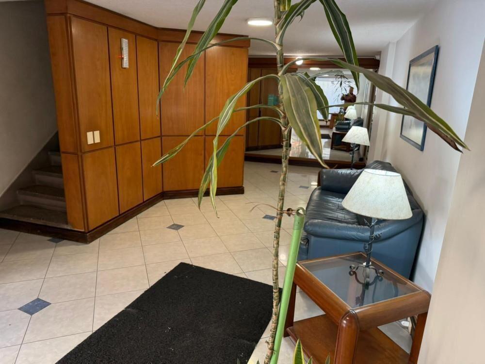 Alquiler apartamento 2 dorm en Pocitos, prox. a Rambla