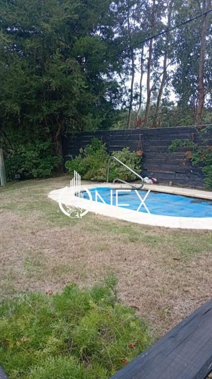 Casa a 2 cuadras de la playa en Los Titanes,