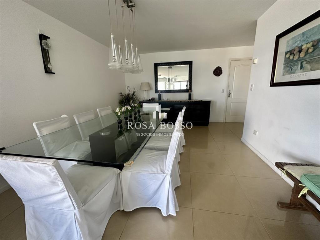Alquiler de apartamento de 3 dormitorios + en en