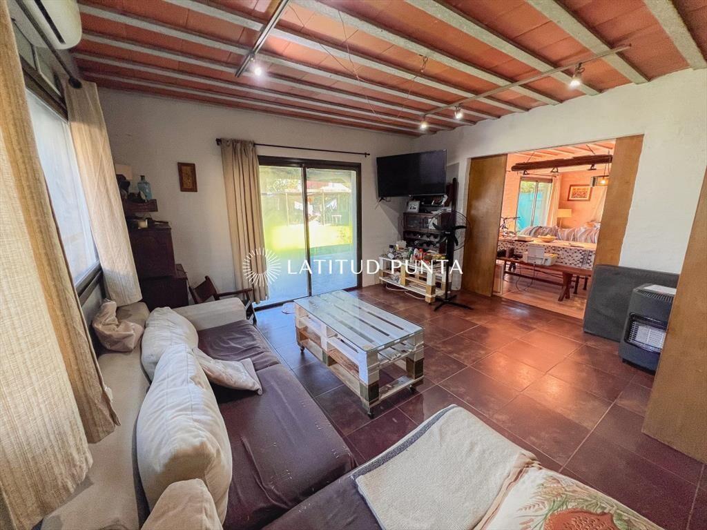 Casa 5 dormitorios con piscina. Barrio CÃ³rdoba