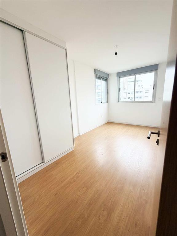 Alquiler apartamento en Cordon de 2 dormitorios