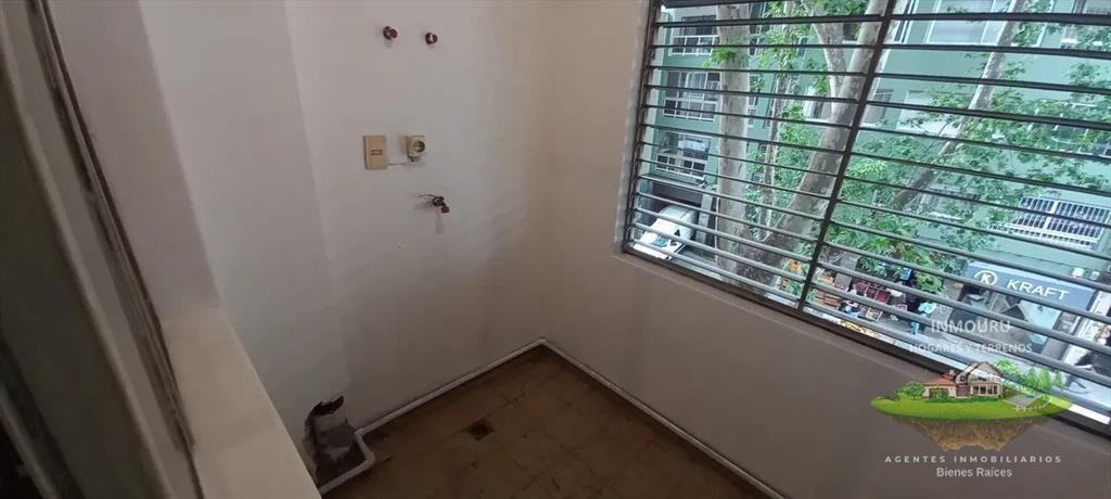 Alquiler de Hermoso Apto de 3 Dormitorios en Centro