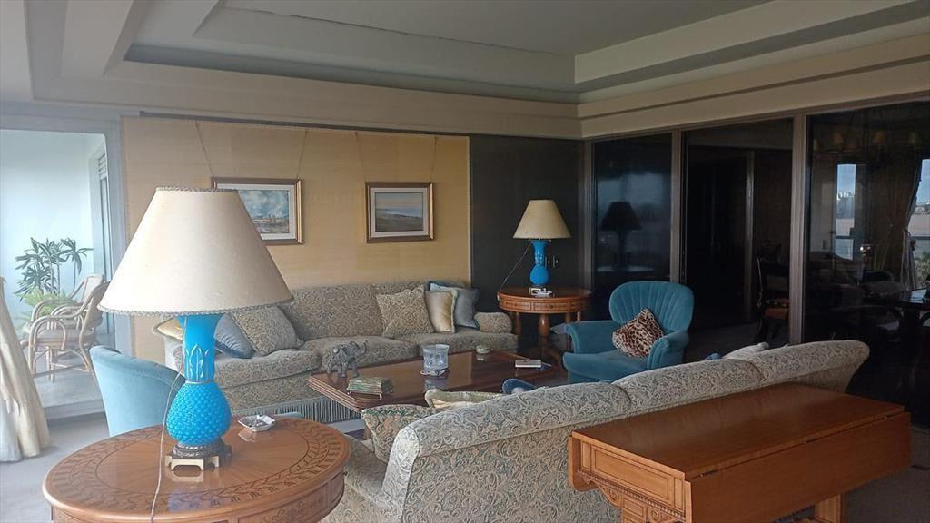 VENTA  APARTAMENTO 3 DORMITORIOS Y SERVICIO GARAJE X2  SOBR