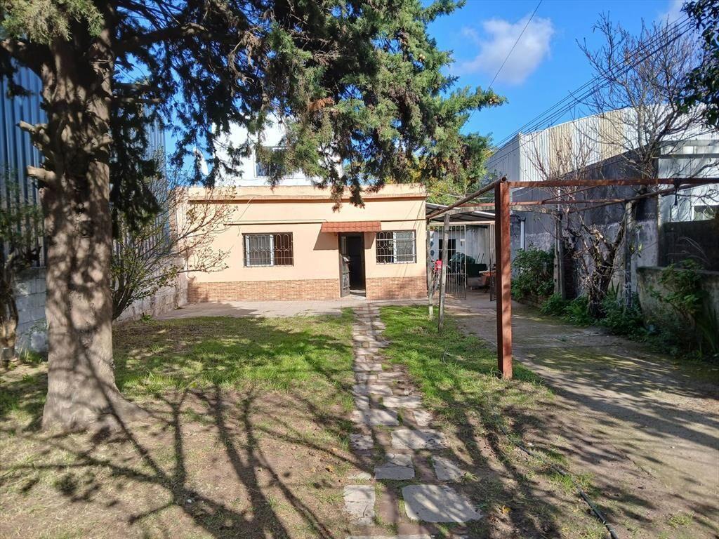 Venta padrón una casa y 2 aptos Villa Española