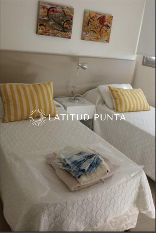Apartamento en Imperiale, 4 suites más toilette