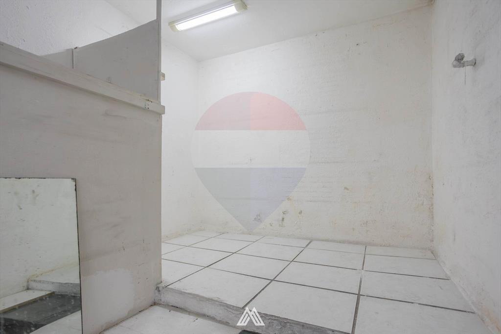 VENTA LOCAL COMERCIAL EN GALERIA CORDON