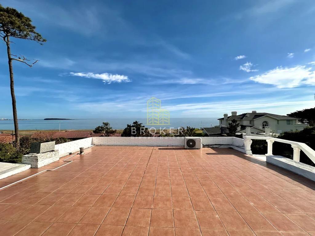 Venta Casa Punta del Este 4 Dormitorios a Pasos