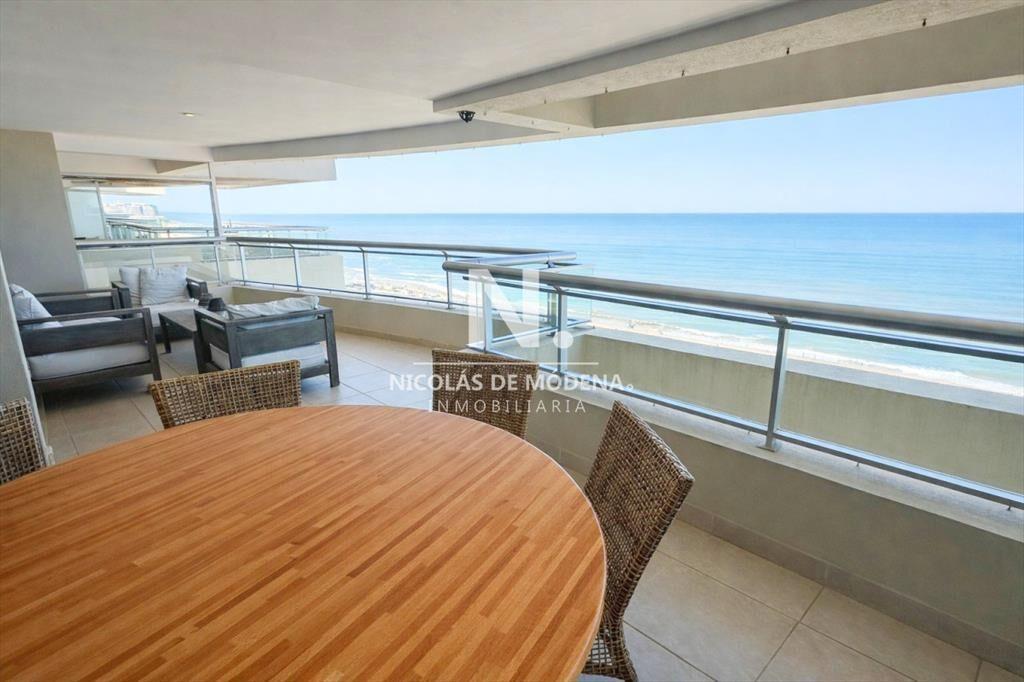 Venta de Apartamento 3 dormitorios en Playa Brava, Punta de