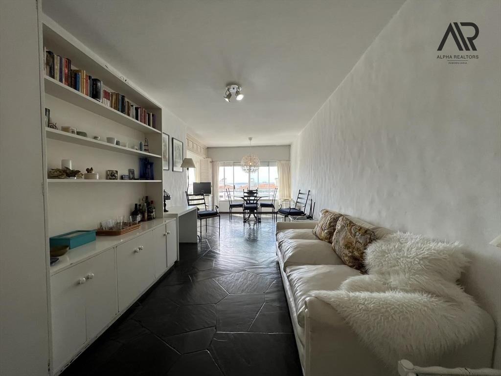 Apartamento en venta c/ cochera en Península
