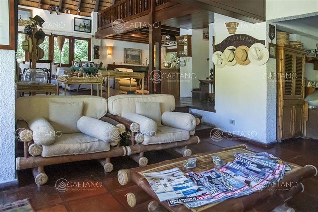 Casa de gran porte en Golf, Punta del Este