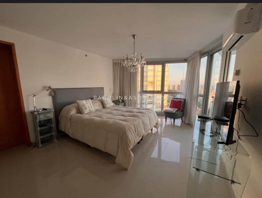 VENTA DE APARTAMENTO EN EDIFICIO SUNRISE PUNTA 3