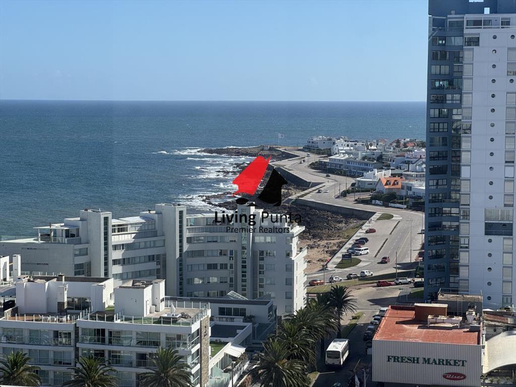 Excepcional unidad en venta. Piso alto y con las