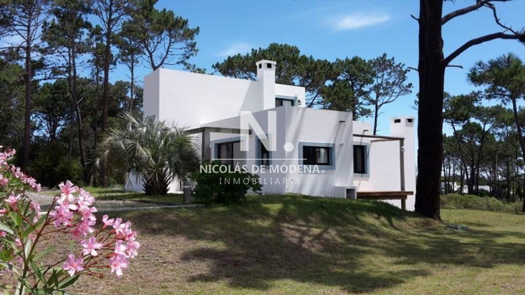 CASA EN VENTA EN LA BARRA, MONTOYA