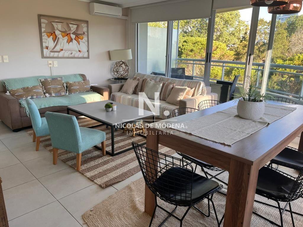 Departamento de 2 dormitorios en Ocean Drive II, Punta del
