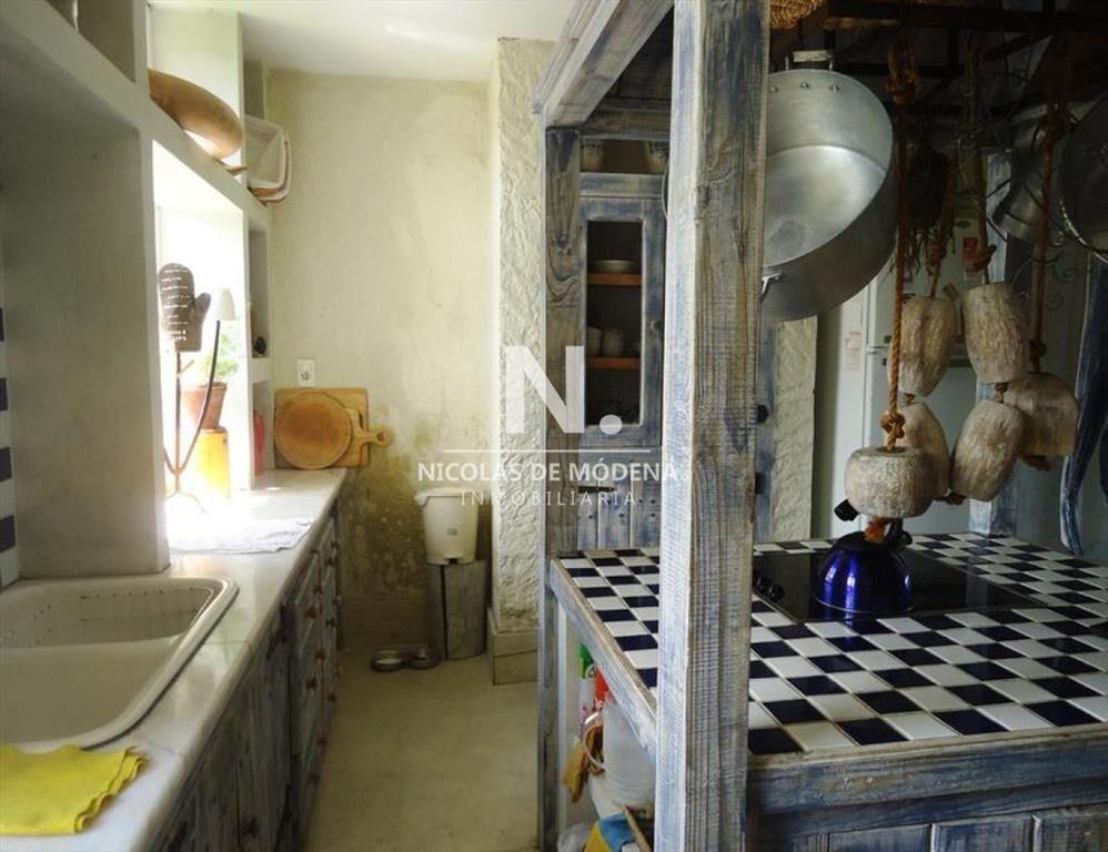Excelente casa frente al Mar en la zona Montoya de 4 dormit