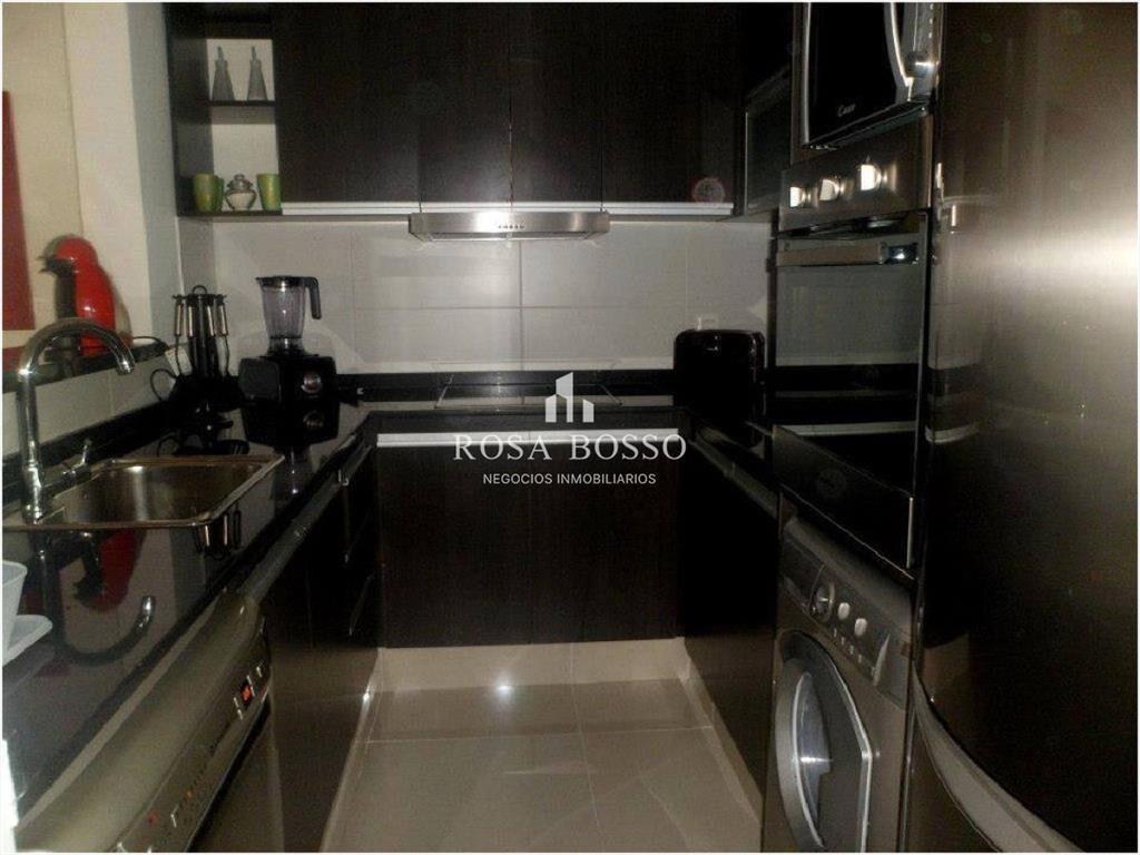 Apartamento en Brava, 3 dormitorios *