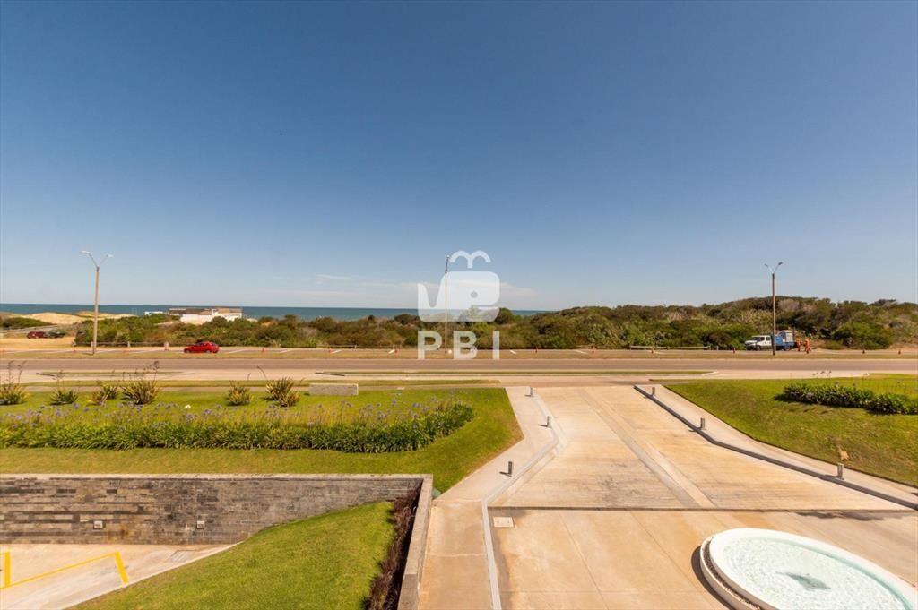 Venta departamento 3 dormitorios en Playa Brava -