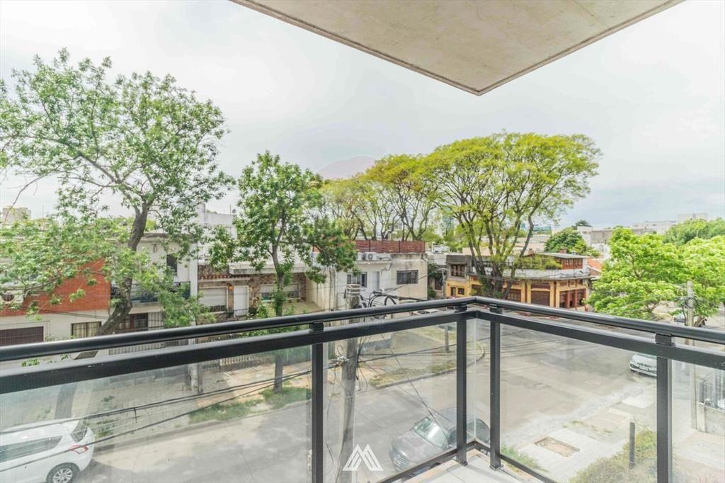 VENTA apartamento Parque Batlle, 2 dorm con RENTA