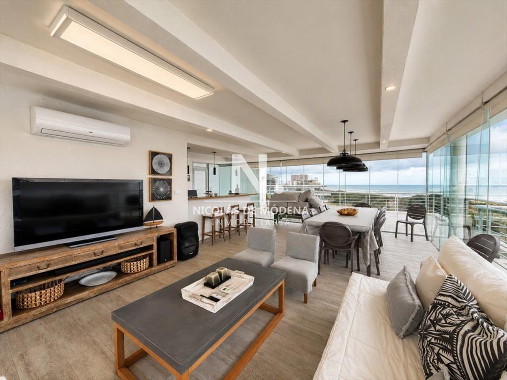 En venta apartamento de 3 dormitorios en Brava, Punta del E