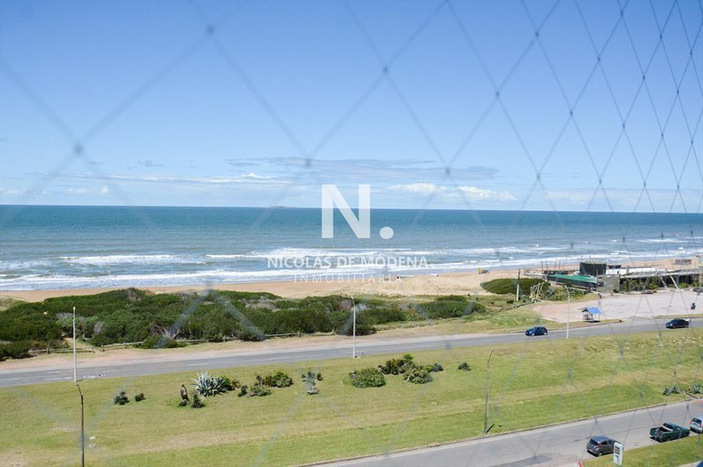 Departamento en Torre Lobos en alquiler frente al