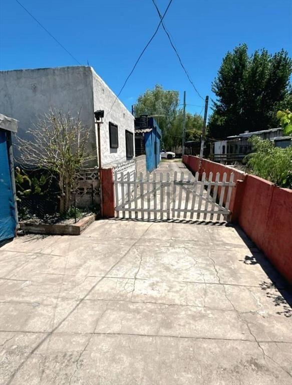Venta/Casa/Parrilla/Estufa a Lena,/local o tercer dormito...