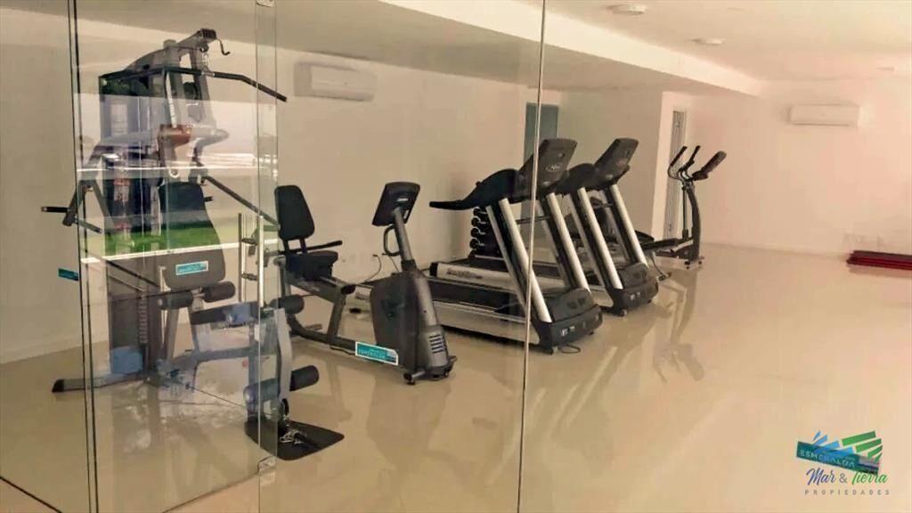 Vendo apartamento 3 dormitorios con servicios y