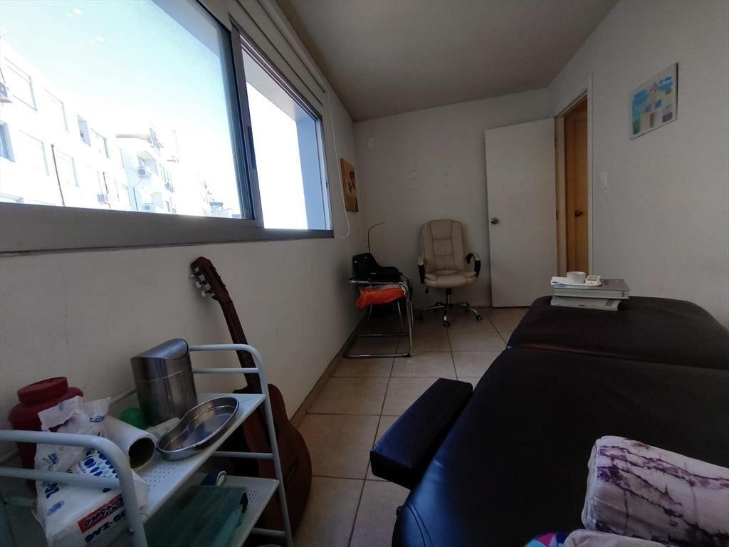 Venta en Tres Cruces de Apartamento para Oficina en Torre d