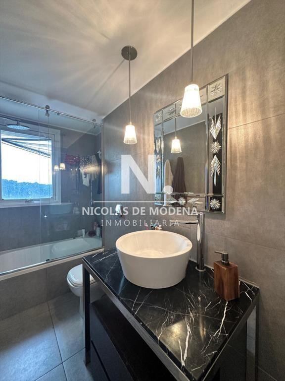Vende apartamento de 2 dormitorios en Roosevelt
