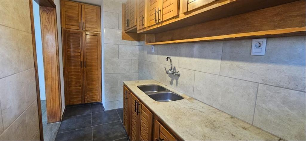 *** ALQUILADO ***  IMPECABLE GRAL. LUNA Y ZAPICAN Casa 2 do