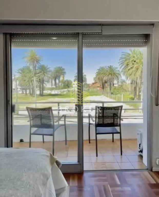 Venta apartamento 1 dormitorio y medio punta del