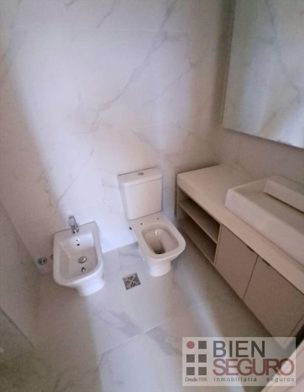 Apartamento de 2 dormitorios, a estrenar, en venta en Rbla