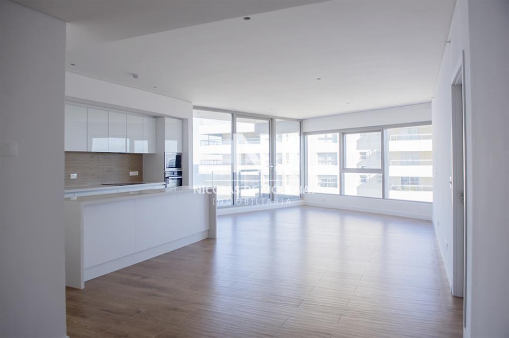 Apartamento primera linea de 2 dormitorios y 2 en