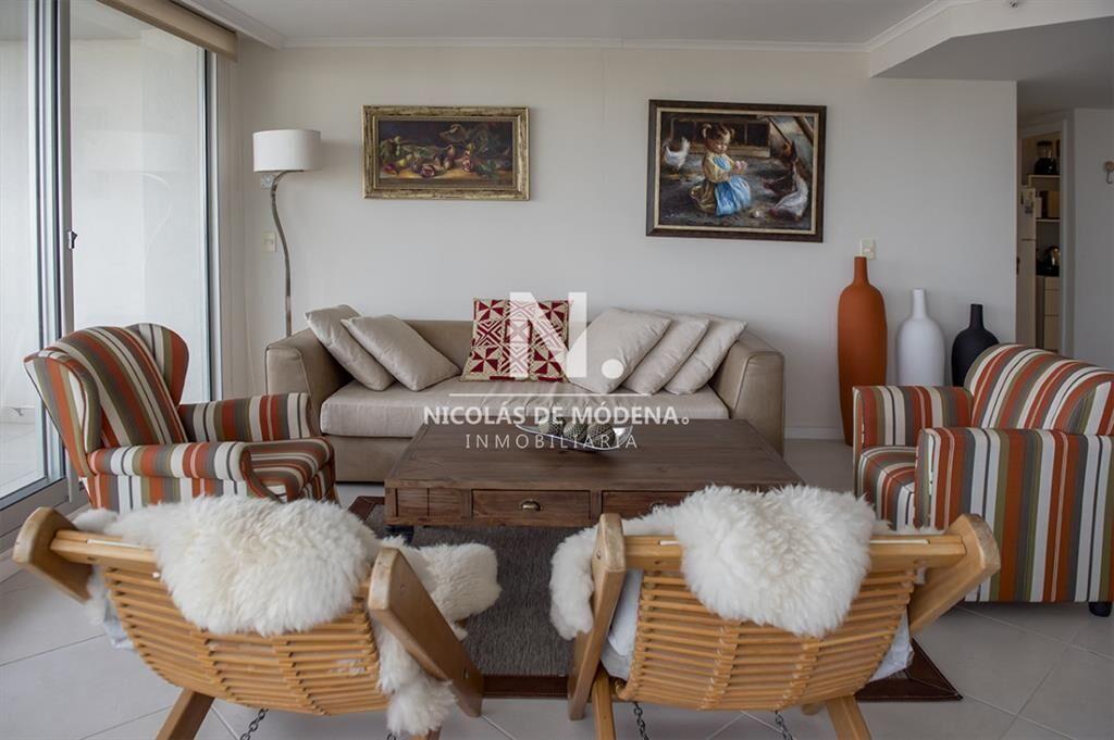 Se vende apartamento en ocean drive II de 3 Punta