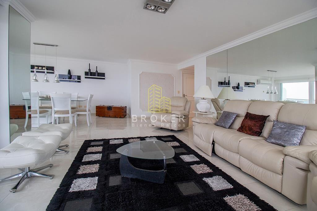 Apartamento en Venta Primera Linea de la Mansa