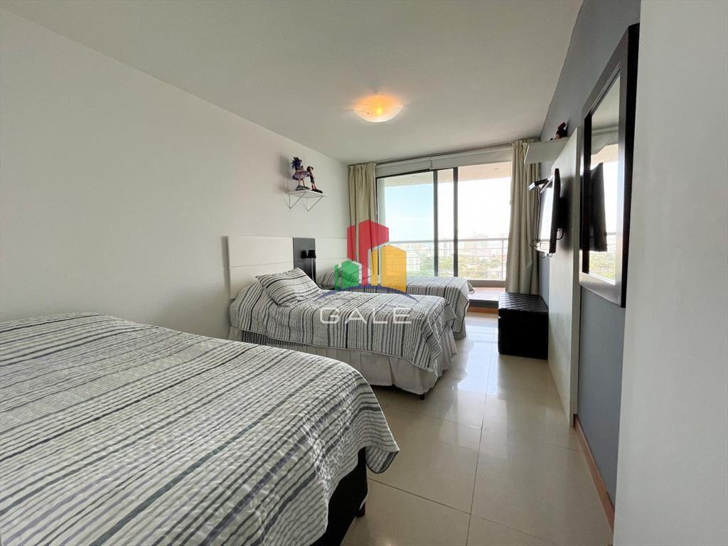 Amplio penthouse en zona para vivir todo el año