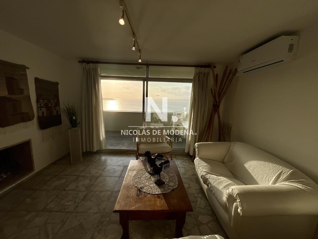Venta penthouse tres dormitorios. Península, del