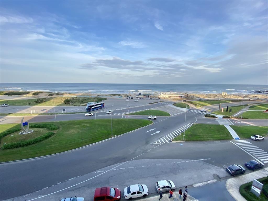VENTA APARTAMENTO 3 DORMITORIOS - IMPERIALE I