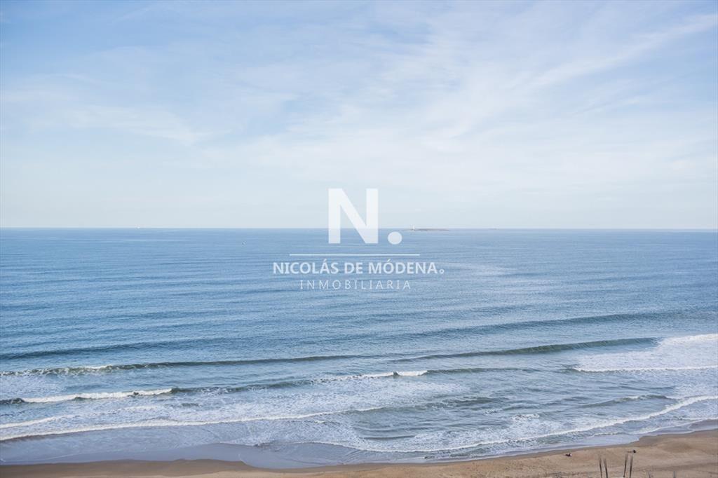 Espectacular departamento frente al mar en venta,