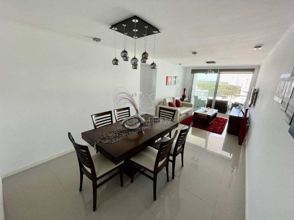 Hermoso apartamento en torre de categoria