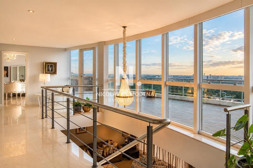 Espectacular departamento triplex de 4 suites + dep de serv