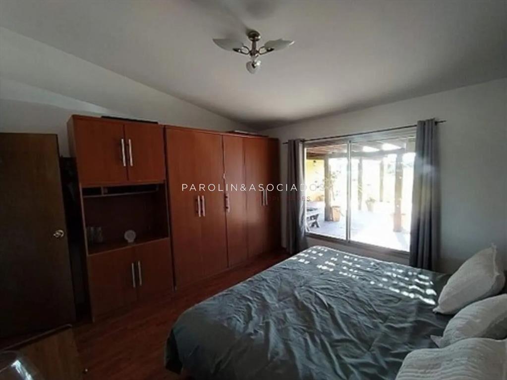 Excelente casa en venta frente al mar en Barra de