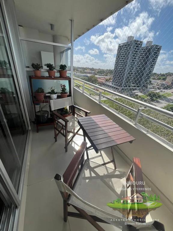 Vendo Hermoso y Moderno Apartamento en Complejo Cerrado en
