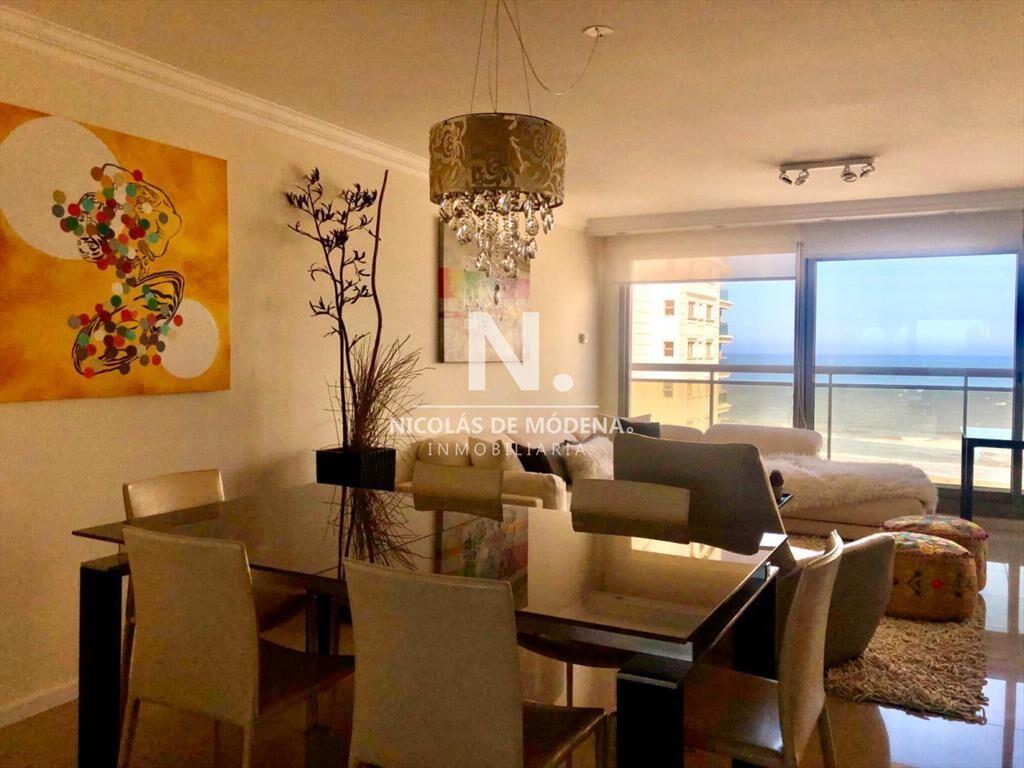 Apartamento en venta en Piso 14 Torre Imperiale con Vista