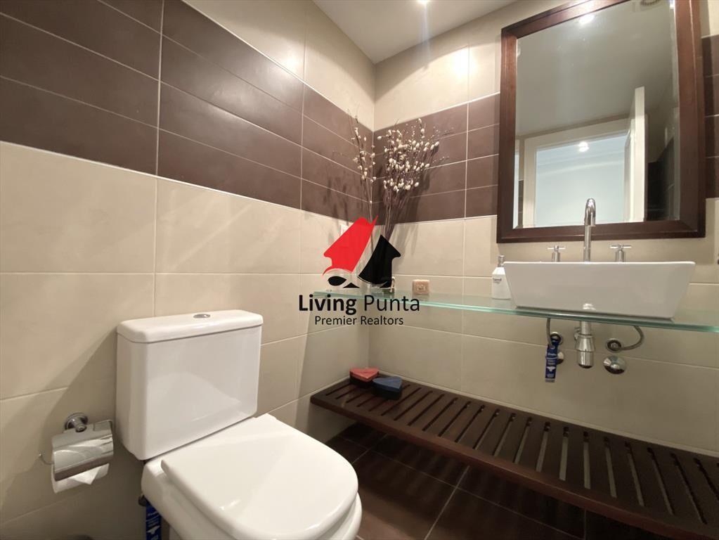 Apartamento de 3 dormitorios en Brava, Punta del Este.