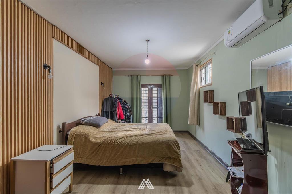 Casa en venta - 4 dormitorios - Garaje - Zona MAM