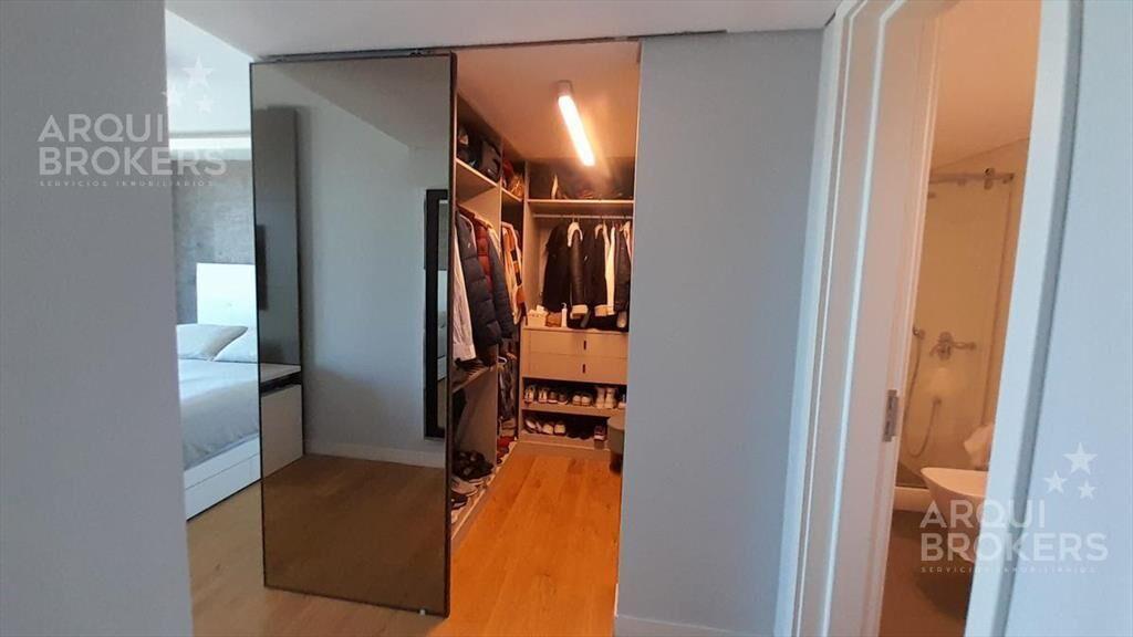 Venta apartamento dos dormitorios en Puerto del Buceo con