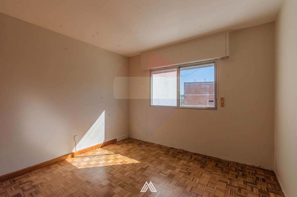 ALQUILO APTO PUNTA CARRETAS RAMBLA 4 DORM 2 GARAGE
